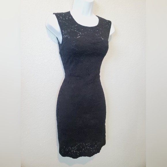 💚5/$25 Poof! Black Stretchy Lace Overlay Bodycon Mini Dress Size Small Tight - Picture 4 of 8